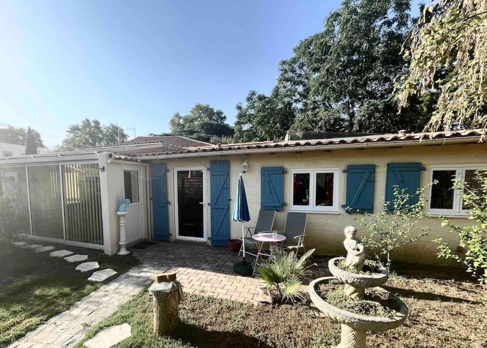 Houdarling Chalet Et Spa Hammam Jacuzzi Et Sauna Nîmes Kültér fotó