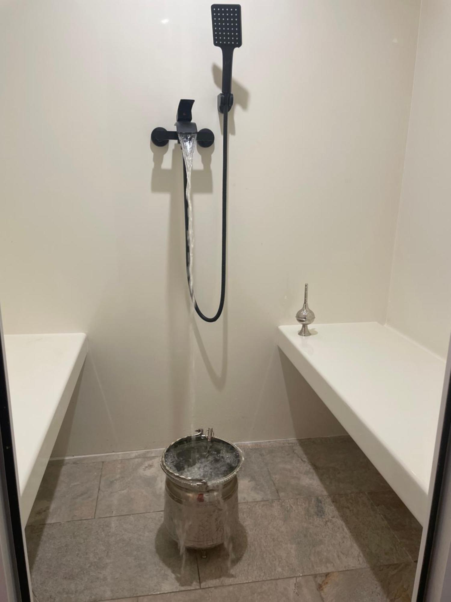Houdarling Chalet Et Spa Hammam Jacuzzi Et Sauna Nîmes Kültér fotó